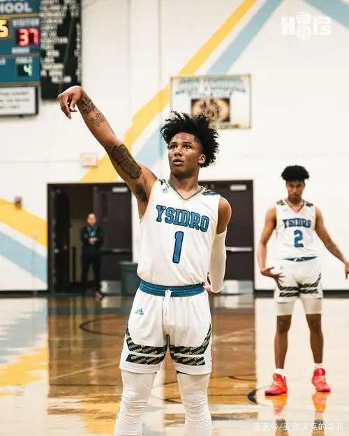 2023届超级网红米奇-威廉姆斯缩减ncaa大学的择校名单