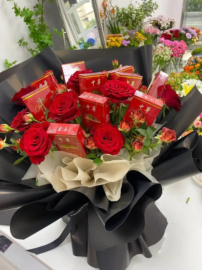 送男生的香烟花束,华子～ 第一次买烟,原来这个烟这么贵啊