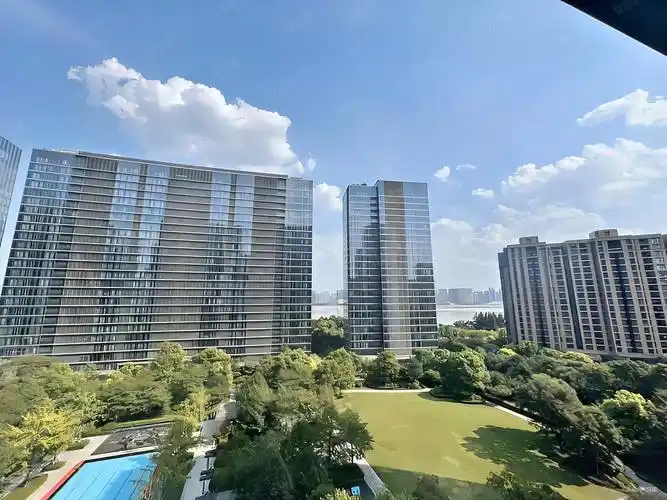 杭州房产网>杭州二手房>上城二手房>南星二手房>绿城蓝色钱江(公寓