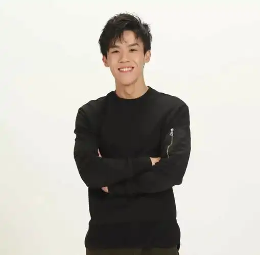 老番茄伢伢封迭戈达恩2sisters和我们聊了聊在复旦做up主的喜与忧