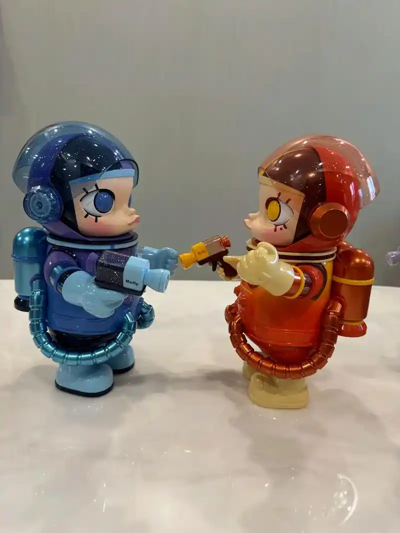 一入噘嘴深似海.molly 400 星球系列#泡泡玛特盲盒  - 抖音