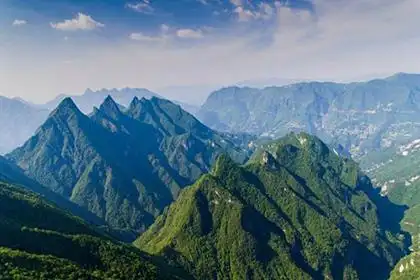 风东北风景点简介九重山九重山国家森林公园位于重庆城口县庙坝镇境内