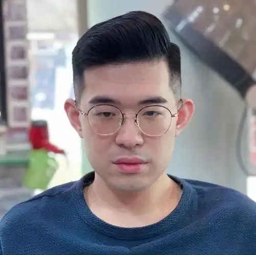 最适合胖子的发型男生脸胖的男士别乱剪发型了