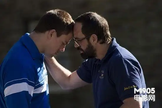 鲁法洛《狐狸捕手》曝剧照 奥运摔跤手遭枪杀_好莱坞_电影网_1905.com