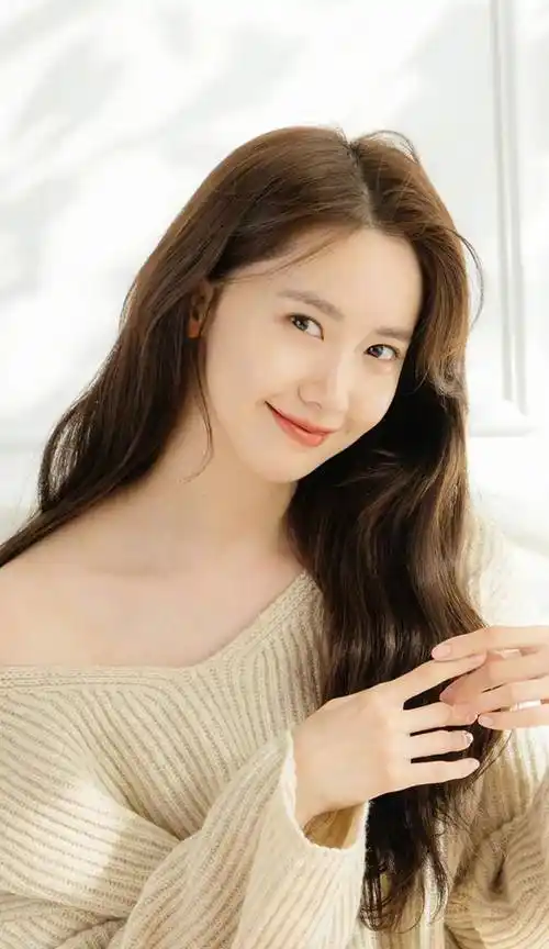 原创数十年如一日的好看林允儿优雅美丽明艳动人