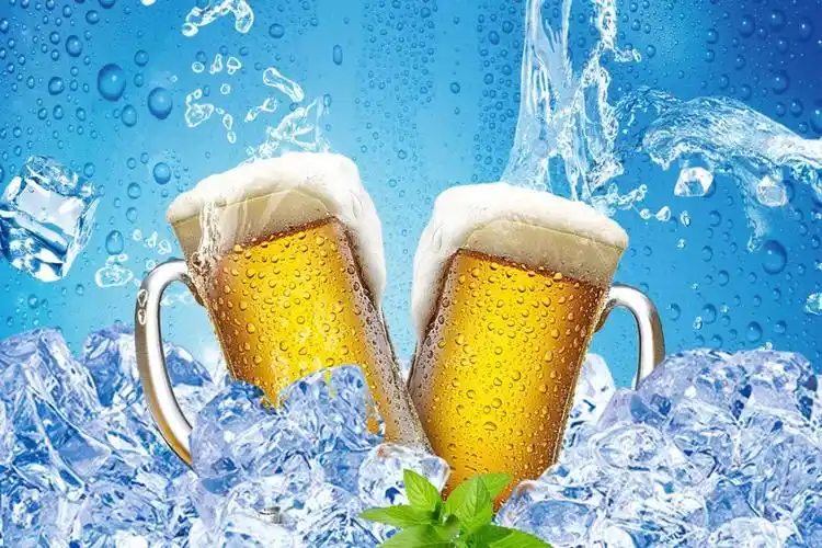 炎夏总想喝冰镇啤酒谨记三勤四不帮身体减负