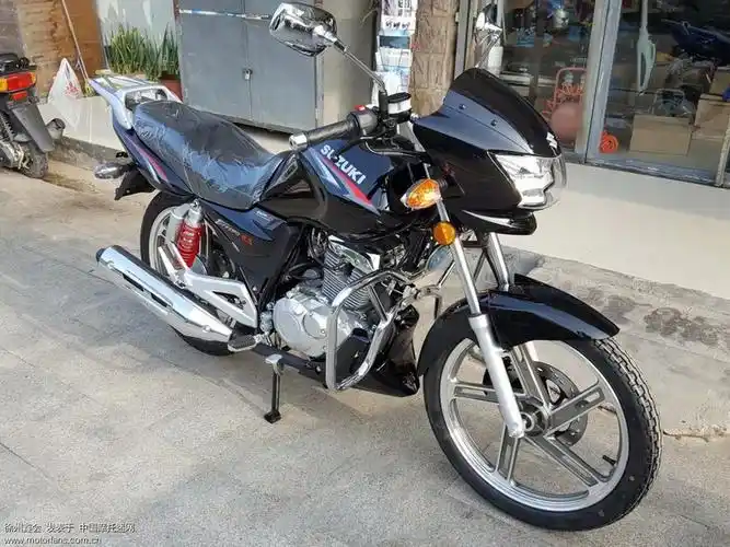 suzuki豪爵铃木en150到货了,dcp-fi电喷,特价出售,黑色的,以后再也没