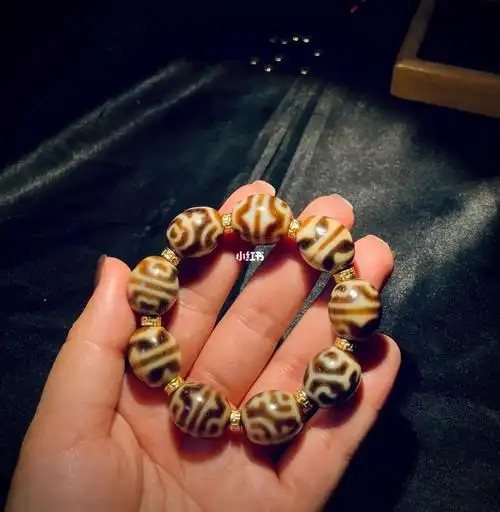 台湾牙黄上肯达洛天珠350颗