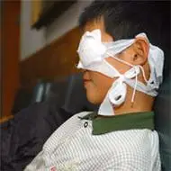 男生蒙眼头像图片大全