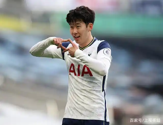 孙兴慜打进英超百球,热刺3:0利兹联,官推用韩国国旗拼出数字100