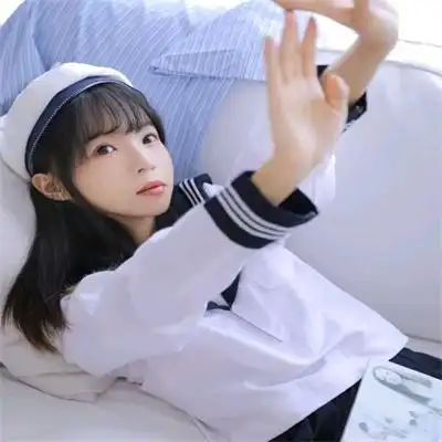 戴帽子的可爱学生妹头像小清新呆萌的女生头像学生装图片