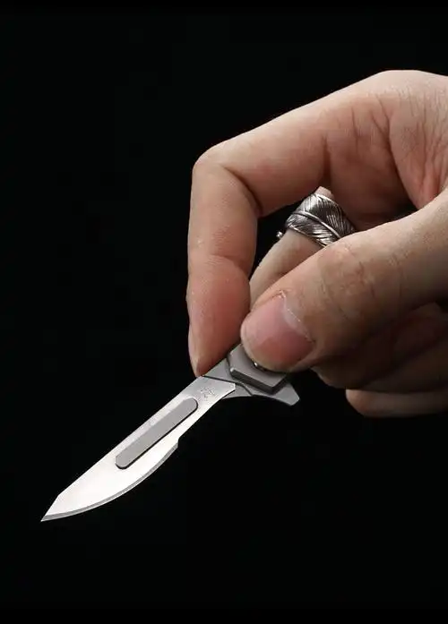 j078钛合金折叠刀手术刀轴承小钥匙扣快递随身便携口袋迷尔