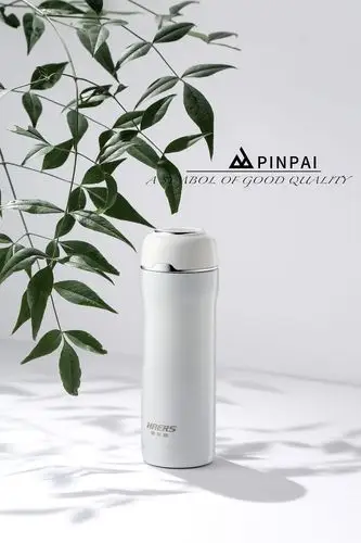 保温杯 焖烧壶 白色简洁场景