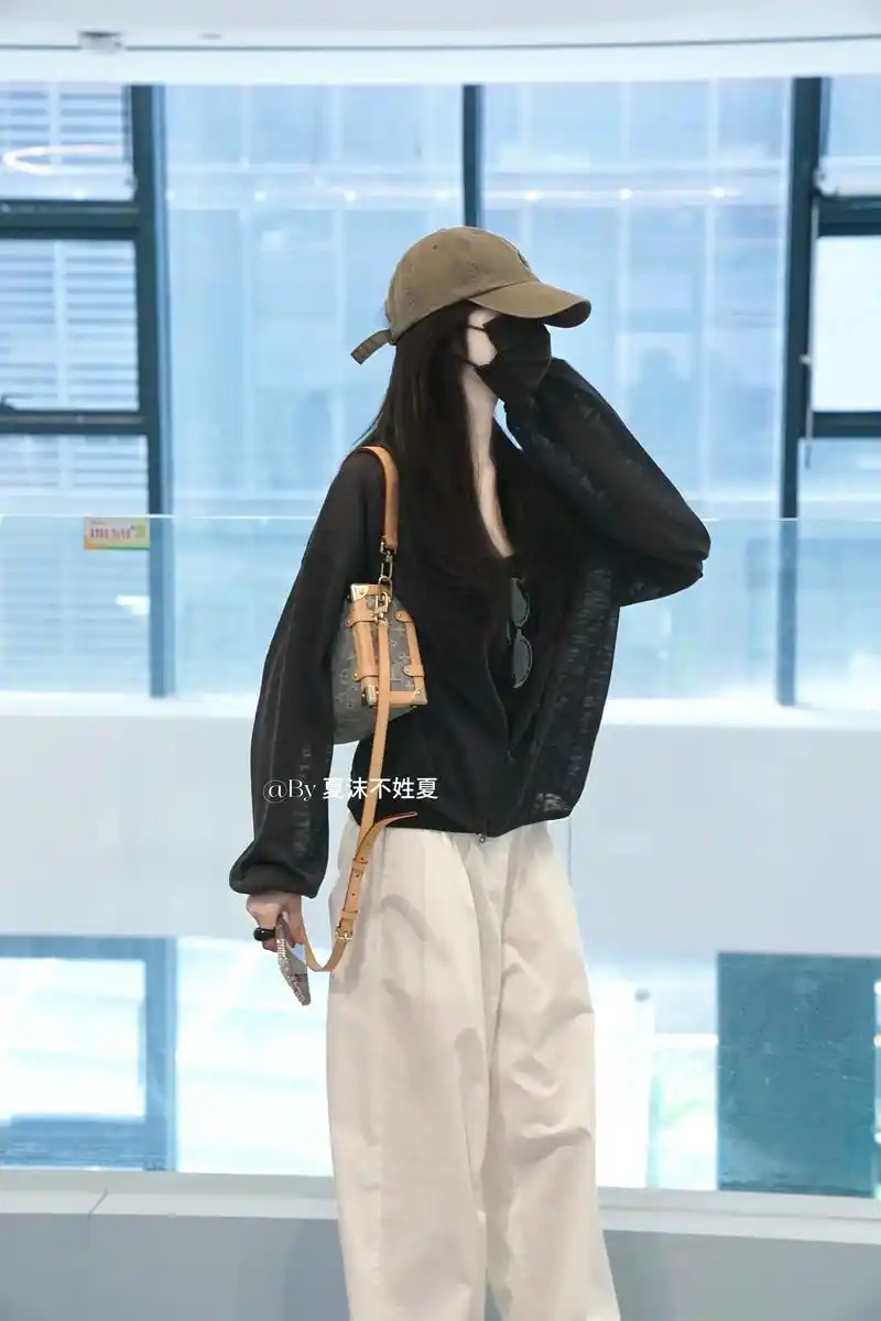 女明星穿搭来啦!#机场穿搭 #跟着女明星学穿搭 #女明星