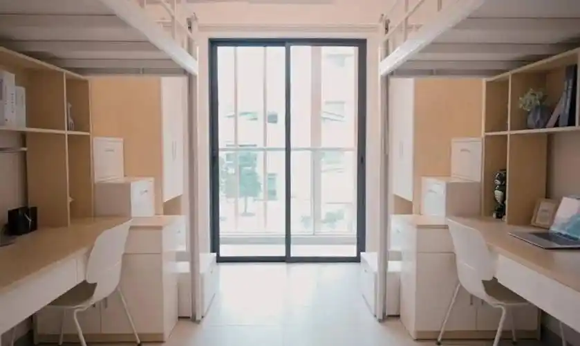 学生宿舍(外观与内景)香港城市大学(东莞)未来计划招生规模为6000人