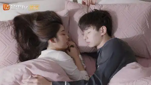 身为一个胖子更新ing张轩睿戚砚笛教你开年脱单小秘籍