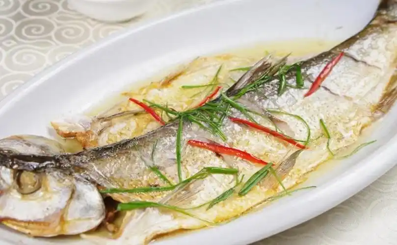 常州白刁鱼红鲌翘嘴淡水生态野外天目湖350g大白鱼干