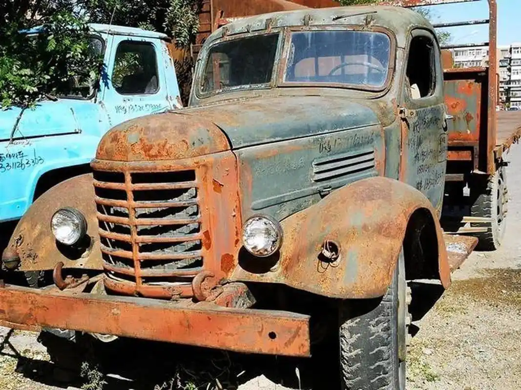 老解放汽车图片!开过这车的人已经老了!