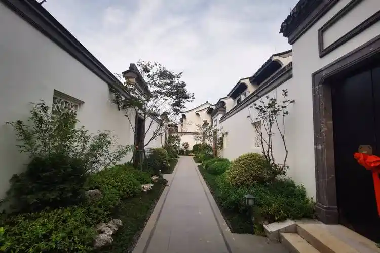 湖州绿城桃花源中式合院之美感兴趣的朋友欢迎来看看