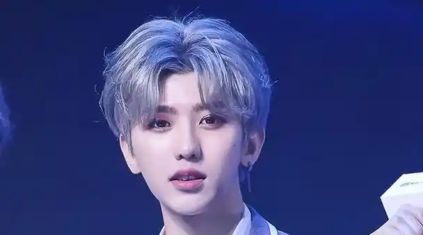 2023年6月26日,有人在网络上爆料称蔡徐坤与一名女性有不当关系,导致