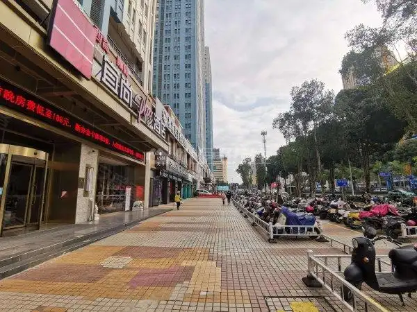 南宁江南星光大道江南万达广场(商住楼)江南万达公寓 精装73.