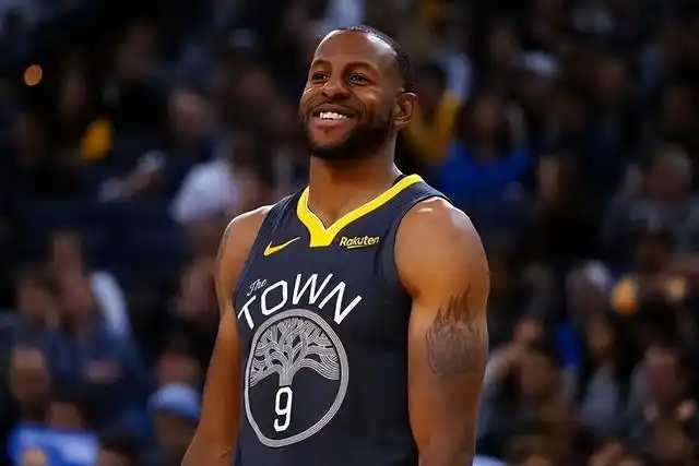 在金州勇士锋线球星安德烈-伊戈达拉(andre iguodala)宣布完自己将在