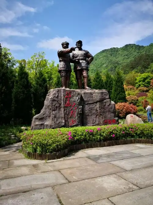 刘邓大军挺进大别山,无疑为这片古老而又青春的土地 更添光彩