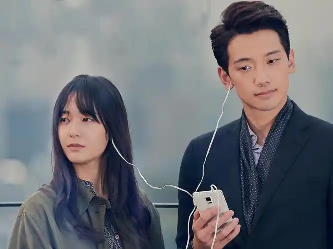 对我而言可爱的她,韩剧,sbs月火剧,郑秀晶,郑智薰,海报,进击的韩流对