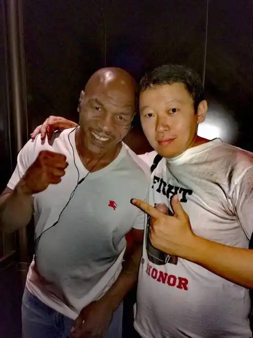 泰森是最伟大的重量级拳王拳击专家他进不了历史前5