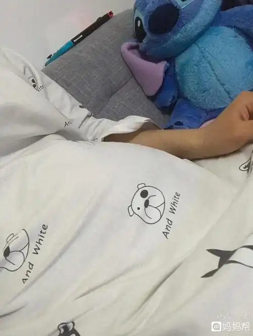 刚刚查出来怀孕前几天就发现肚子还挺大的