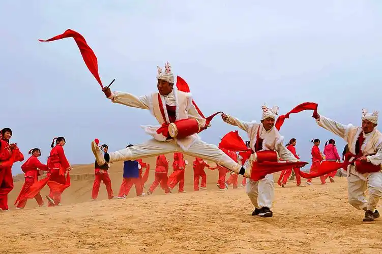 包一个村庄,面朝黄河,避开人潮!国庆将拥挤景区