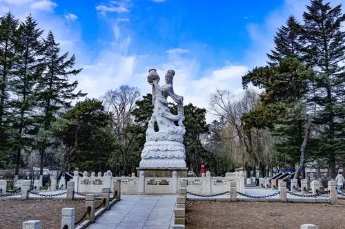 〈吉林江南公园 菊花展〉