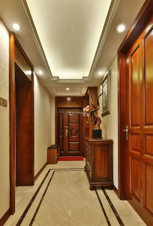 乡村风格入户走廊装修设计效果图片