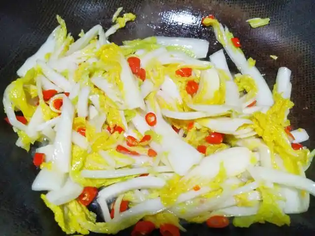 泡椒娃娃菜的做法,娃娃菜泡菜的腌制方法(推荐一道泡椒娃娃菜)