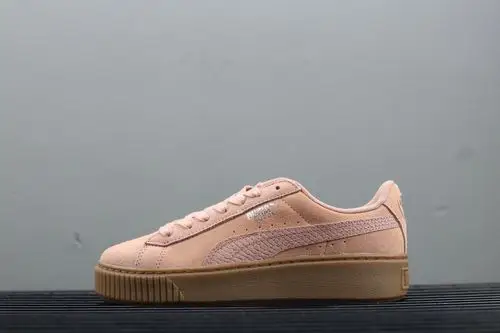 puma suede platform 彪马蕾哈娜松糕鞋 365109-02