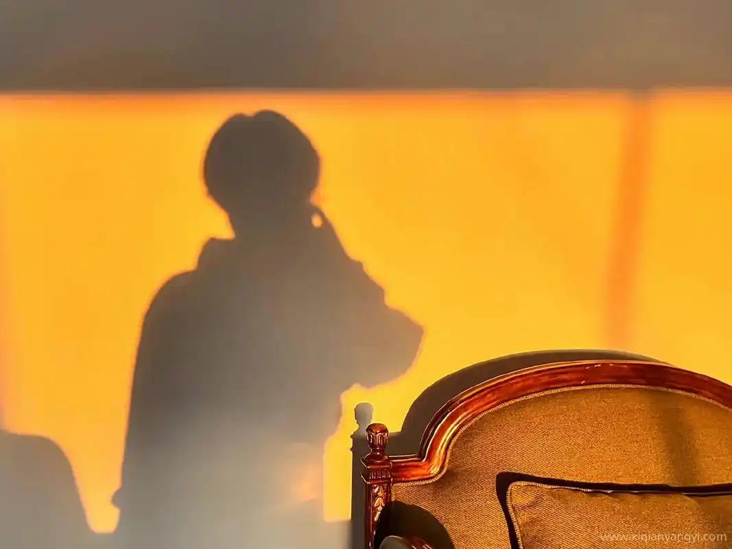 我真的好喜欢这组照片#易烊千玺 好好照顾自己#影子 - 抖音