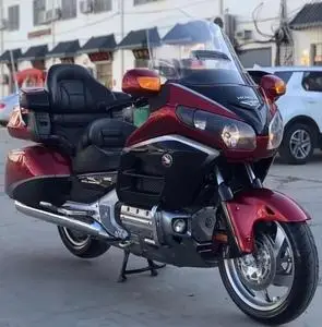 进口本田金翼1800巡航绵羊长途旅行大踏板大船四缸水冷电喷摩托车