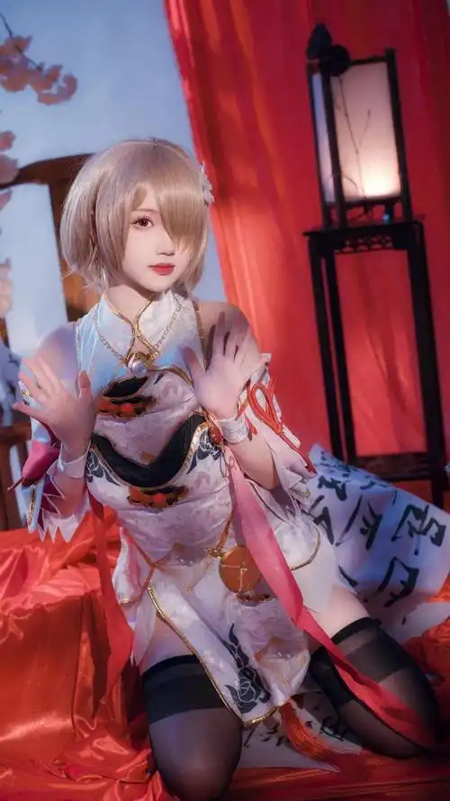 《崩坏3 丽塔·洛丝薇瑟 浣溪沙》丽塔的旗袍哦-cosplay