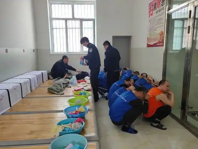 那年我被羁押在看守所经历一个死刑犯的最后时光