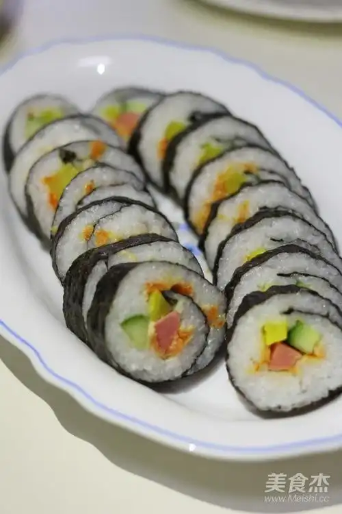 紫菜包饭三文鱼寿司