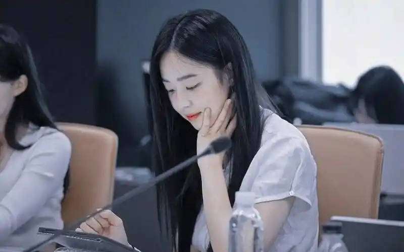 顶楼的夏恩星演甜妹也超可爱啊!