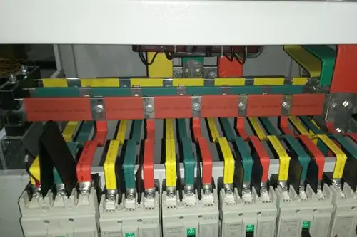 动力柜内断路器铜排