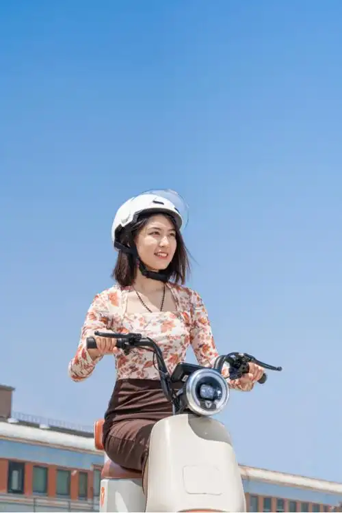 一辆懂女生的雅迪电动车,你被戳中了吗?