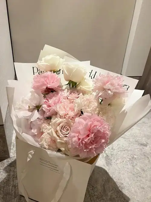 温柔系纪念日花花来自金牛直男的浪漫