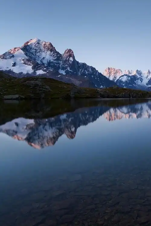 有哪些梦幻唯美意境深远开阔颜色淡雅以景为主的的壁纸或图片