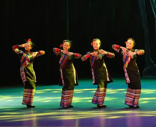 大型拉祜族歌舞诗《牡帕密帕》在普洱大剧院首秀