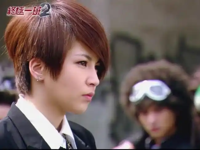 跪求曾沛慈终极三国53集的黑衣图片或高清壁纸!