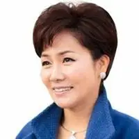 女中老年人常用微信头像点击鼠标右键下载