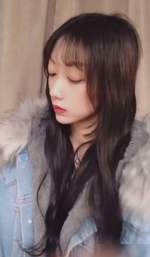 在这个圈子里,能像疏疏一样露脸的主播本来就少,虽