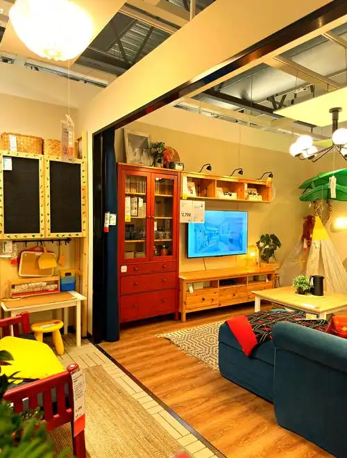 宜家55平多巴胺风小家,幸福触手可及